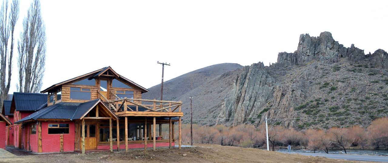 Montana Negra Hotel Alumine Bagian luar foto