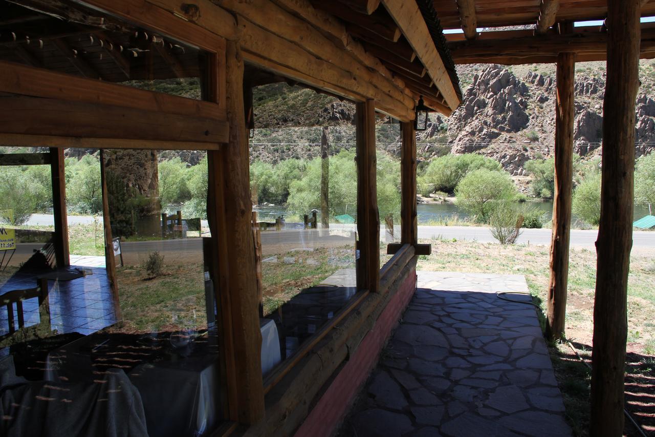 Montana Negra Hotel Alumine Bagian luar foto